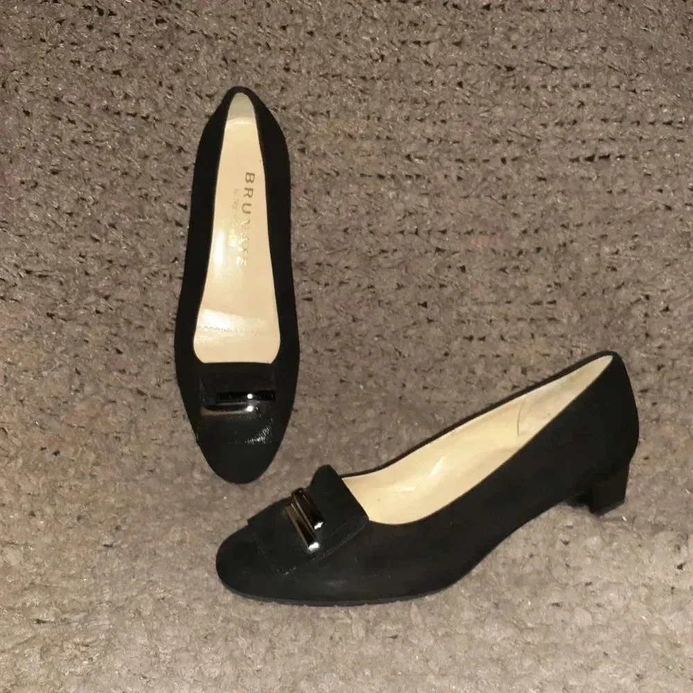 BRUNATE ITALY-Black Suede Classic-Low Heel-Metal Detail-Size 37.5/7-Near Mint